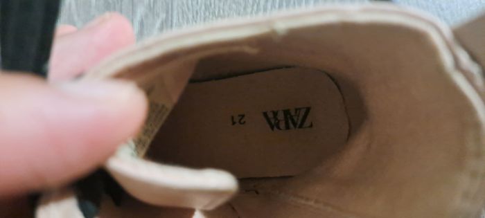 Bottine fille Zara taille 21 - photo numéro 4