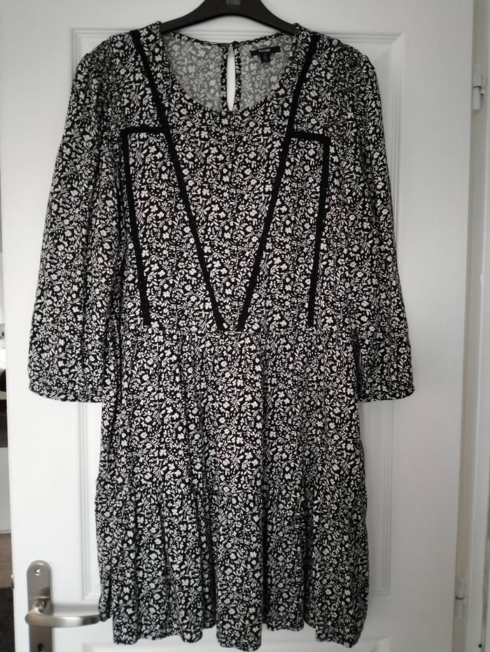 Robe imprimée taille 42 - photo numéro 1