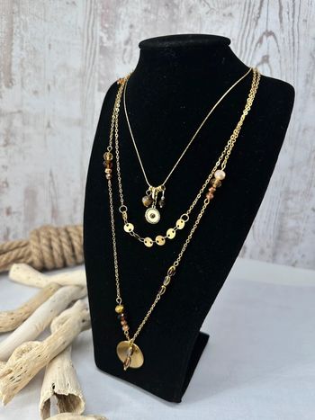 Collier 3 rangs en or acier et pierre en cristal