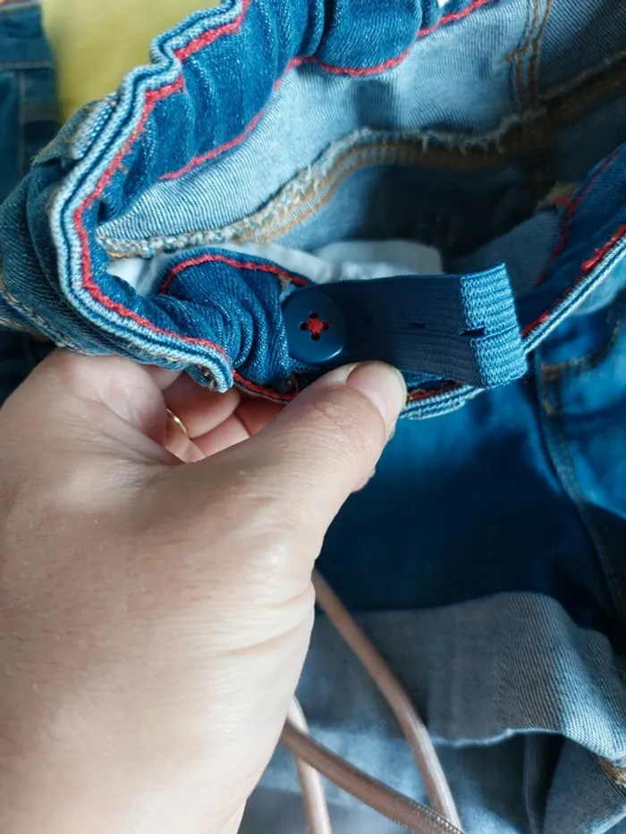 👗👖 Lot fille 12 ans – Haut Vertbaudet + short & jupe en jean Monoprix - photo numéro 6