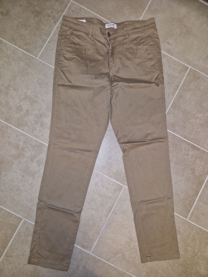 Pantalon chino Jack&Jones taille W32 comme NEUF
