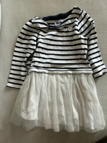 Robe marinière et à paillettes