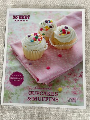 Livre NEUF cupcakes et muffins