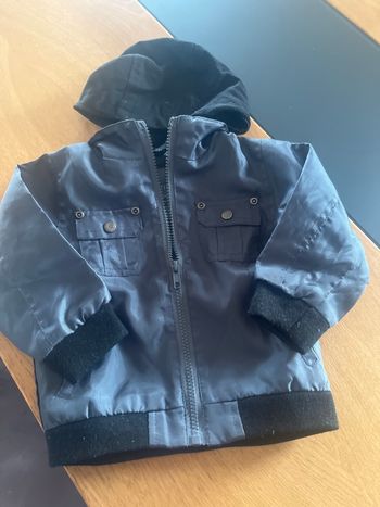 Blouson garçon avec capuche amovible 