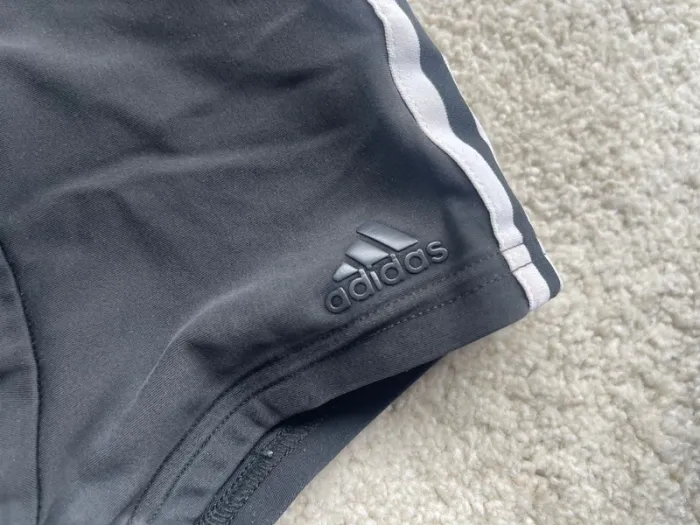 Short de bain Adidas 🌻 - photo numéro 2