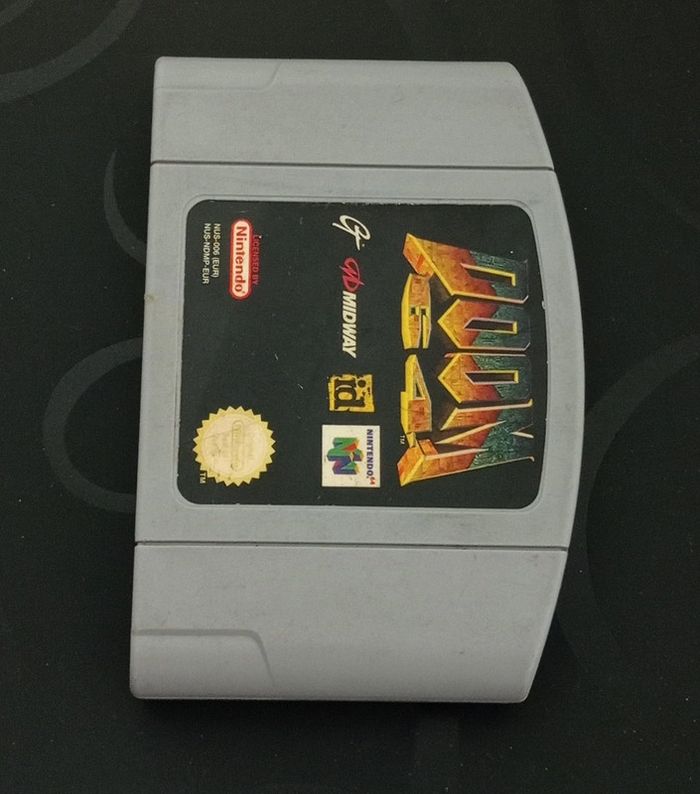 😍culte doom 64 cartouche officielle sur Nintendo 64 - photo numéro 8