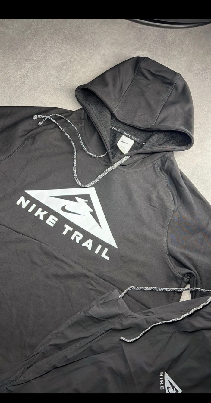 Ensemble Nike Trail running - photo numéro 2