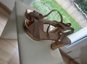 Chaussure à talons 