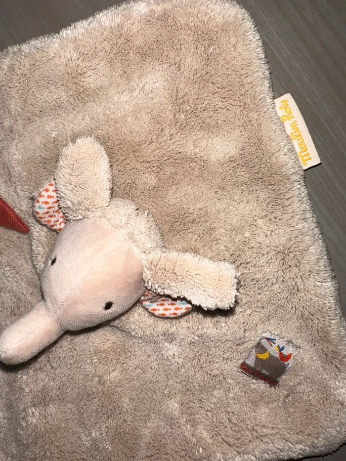 Doudou Plat Moulin Roty les Papoums Éléphant Attache Tétine Beige - photo numéro 2