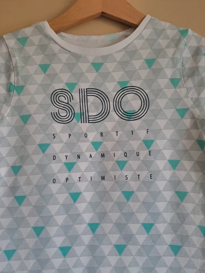 T-shirt garçon 5 ans comme neuf SDO Boys - photo numéro 2
