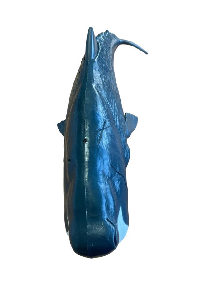 Figurine Cachalot Chap Mei 14,5 pouces (35 x 12 cm) - photo numéro 3
