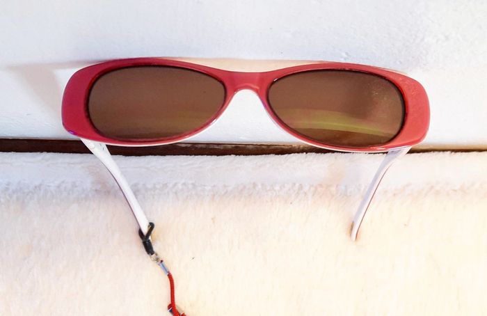 Lunette de soleil - photo numéro 3