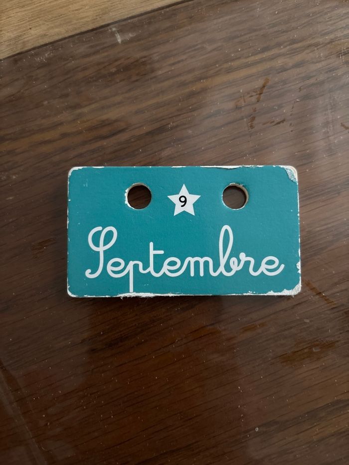 Calendrier en bois pour enfant - photo numéro 4