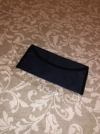 Pochette neuve