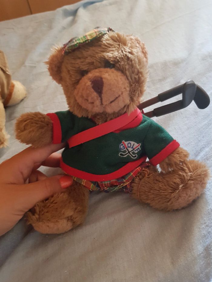 Teddy bear golfeur des éditions  collection atlas