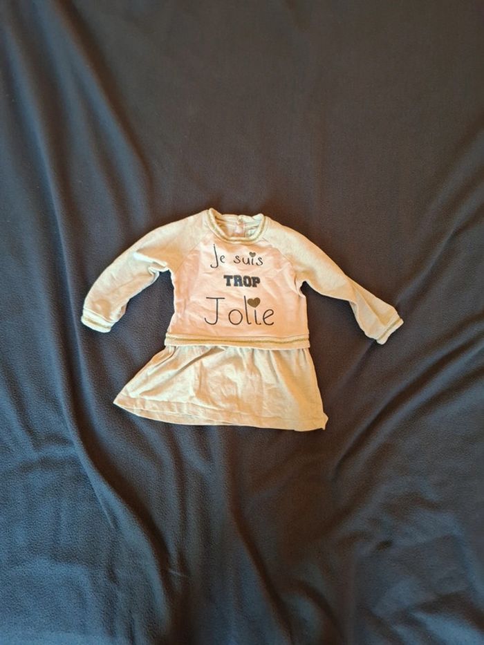 Robe crème bébé