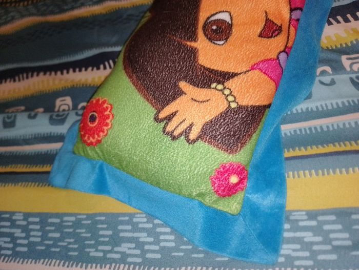 Coussin Dora l'Exploratrice - photo numéro 2