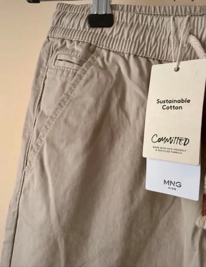 Pantalon beige 9 ans - photo numéro 2