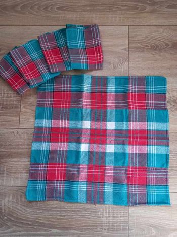 Lot de 5 serviettes de table écossaises