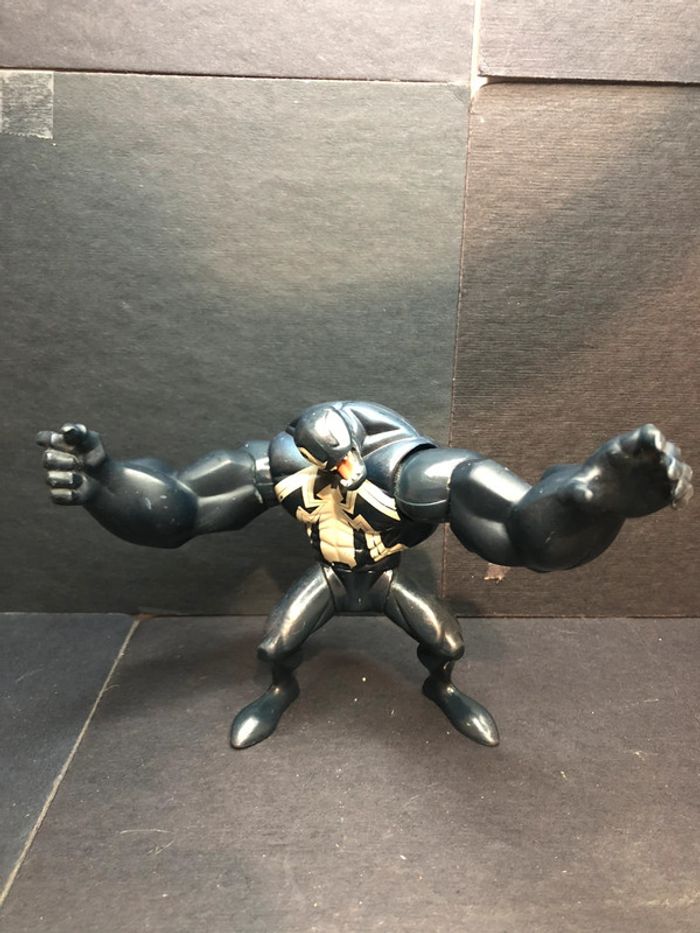 Figurine action figure articulée Marvel Spiderman venom 12 cm