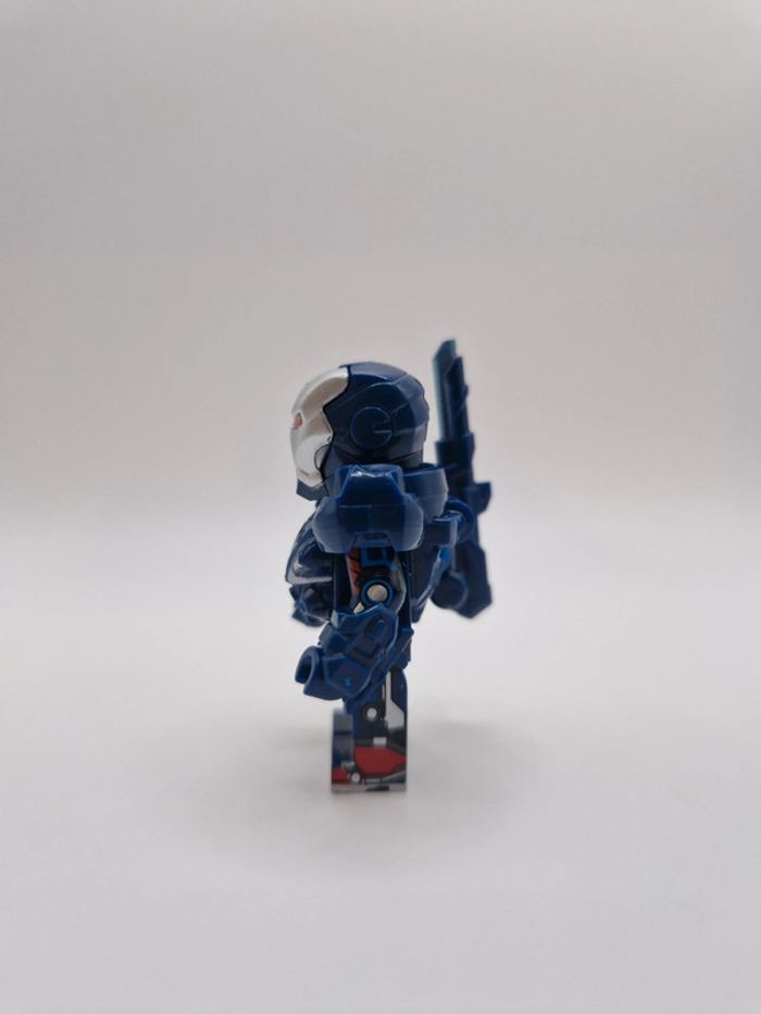 Figurine type lego Warmachine Marvel - photo numéro 4