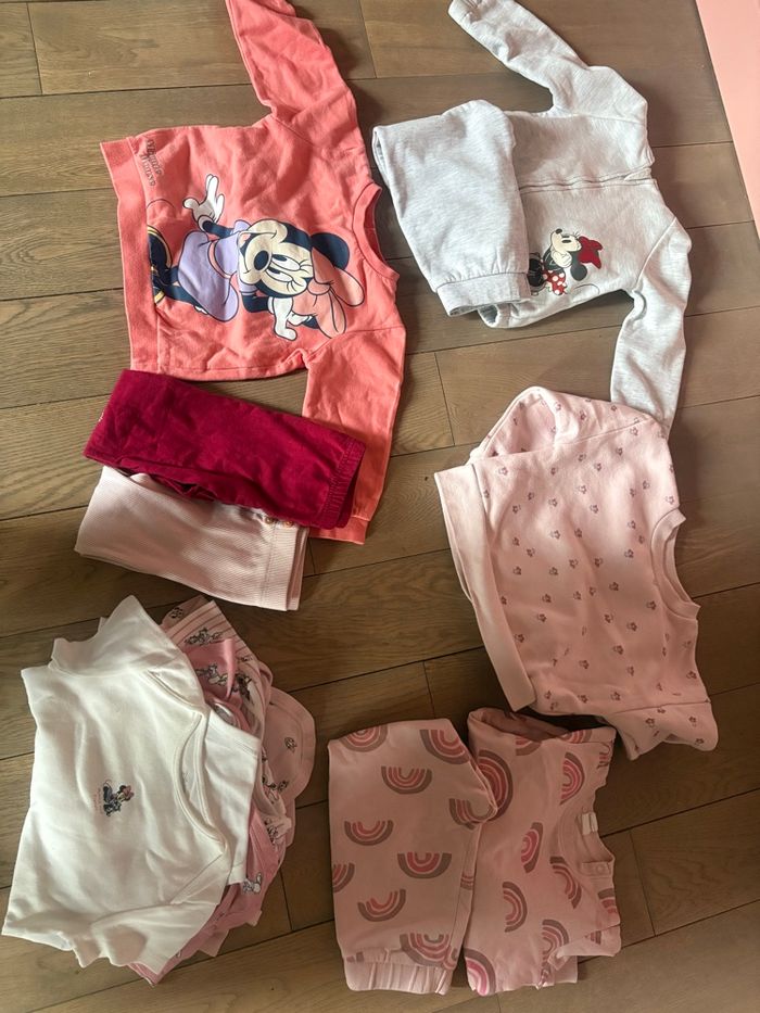 Lot vêtement fille 12-18 mois