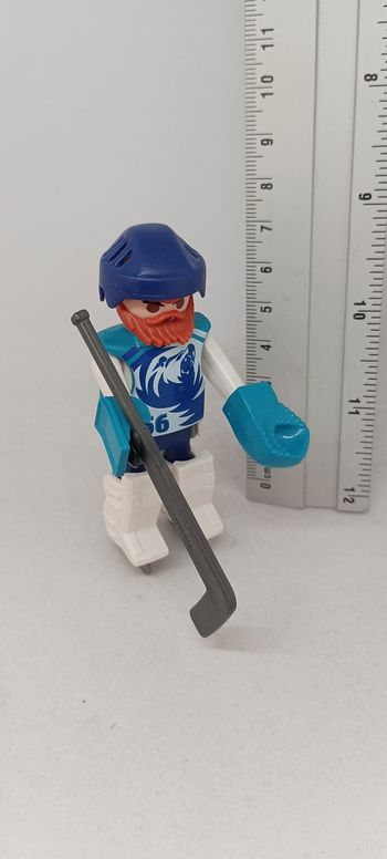 Homme hockeyeur joueur de hockey sportif playmobil 