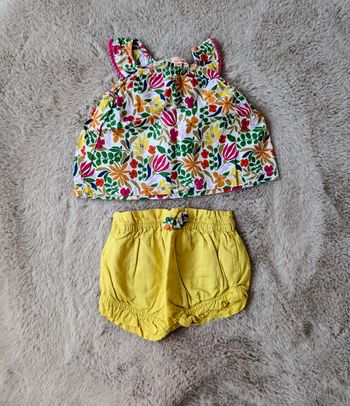 Ensemble 2 piece été short + haut coloré de marque dpam en 3 mois
