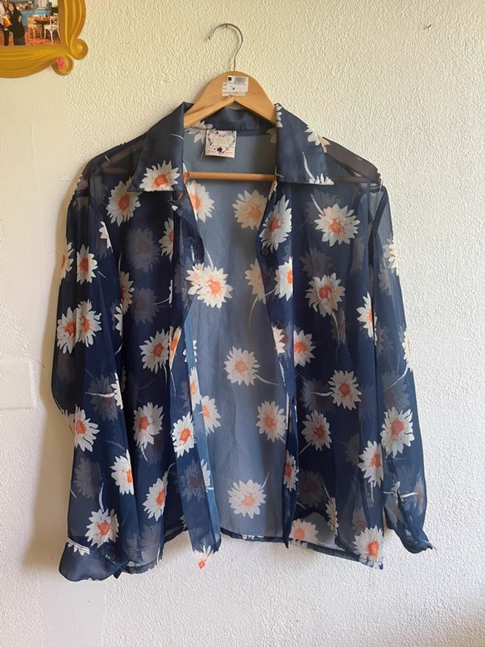 Chemise vintage transparente bleue marine fleurs blanches - photo numéro 5
