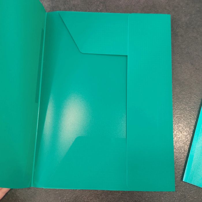Pochettes vertes en polypropylène - photo numéro 3