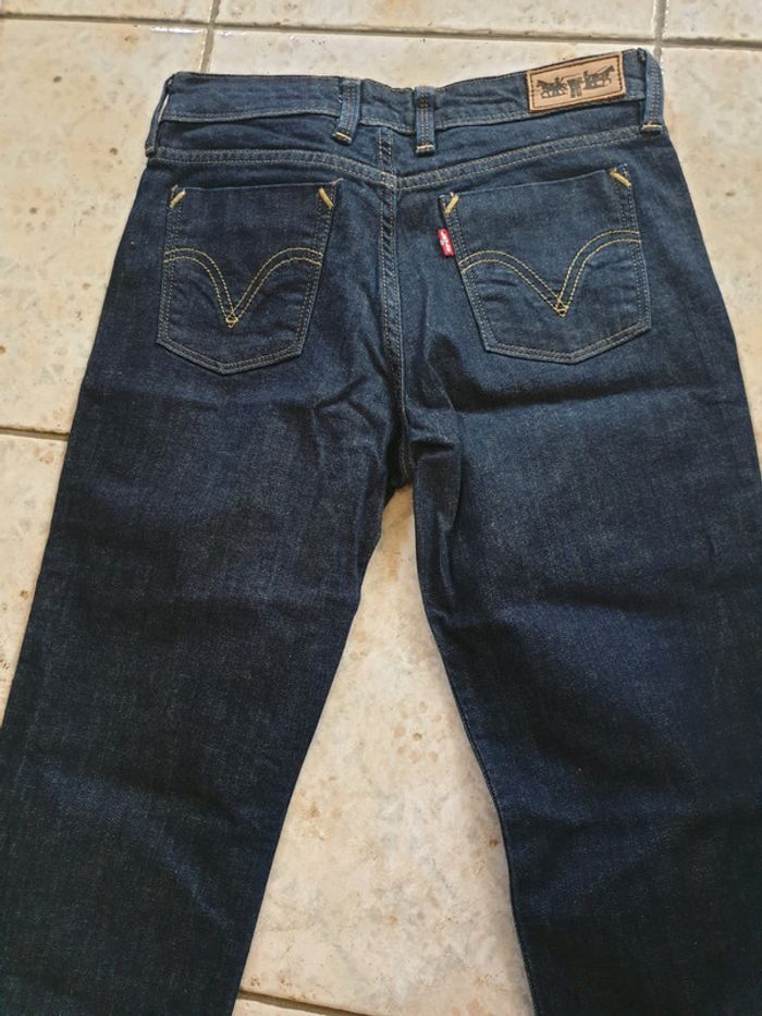 jean Levis etat neuf