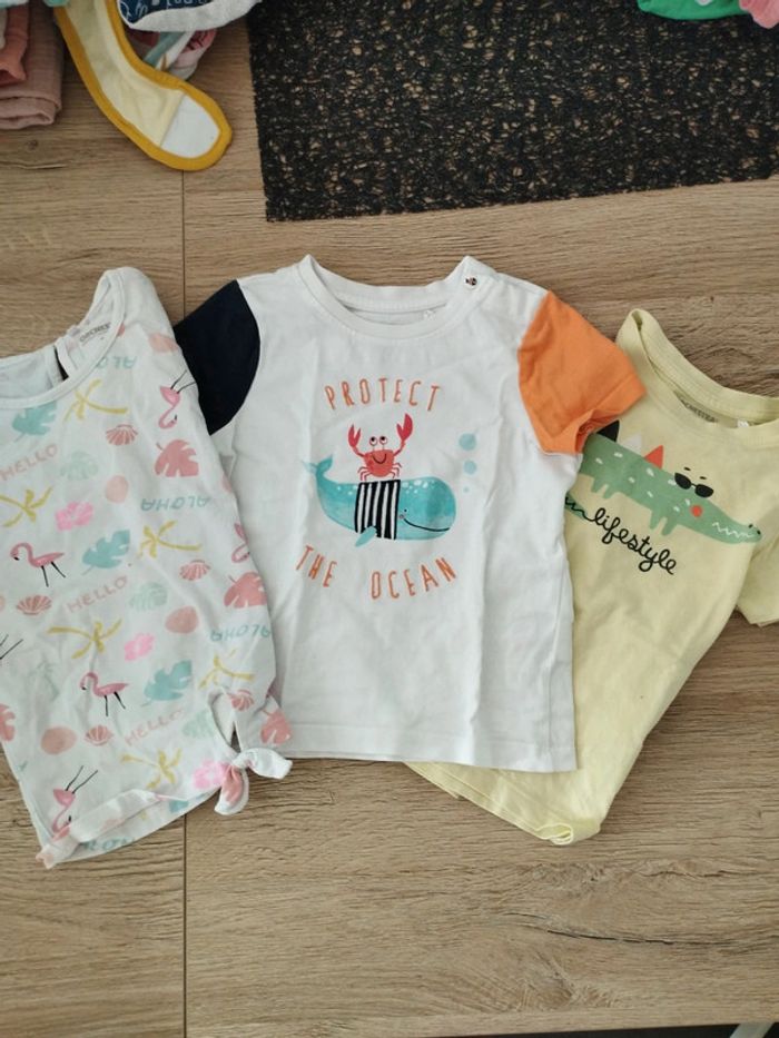 3 t-shirts