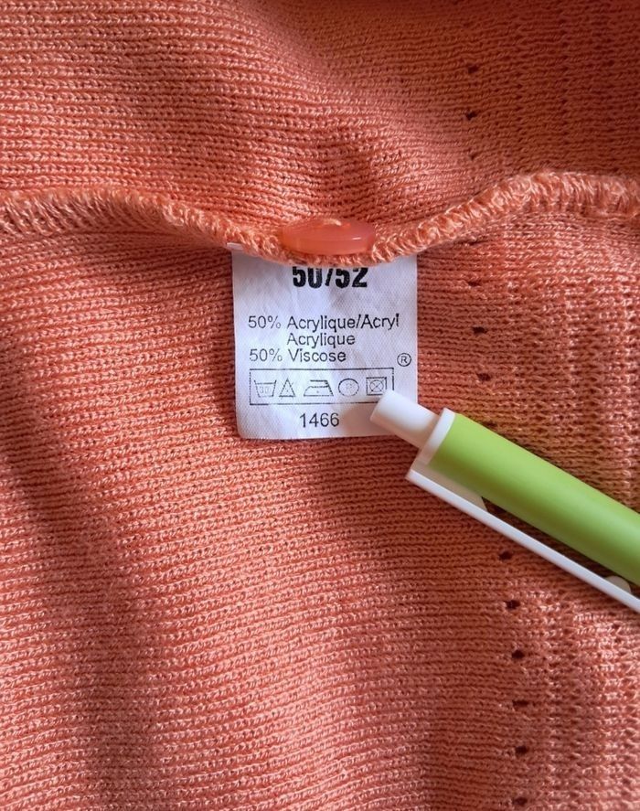 Cardigan NEUF pour femme taille 50 / 52 - photo numéro 9