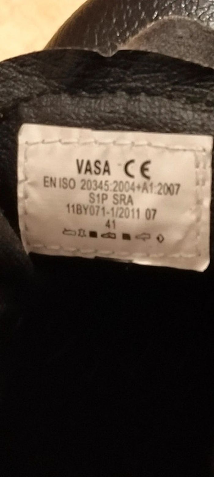 Chaussures de sécurité Vasa pointure 41 - photo numéro 2