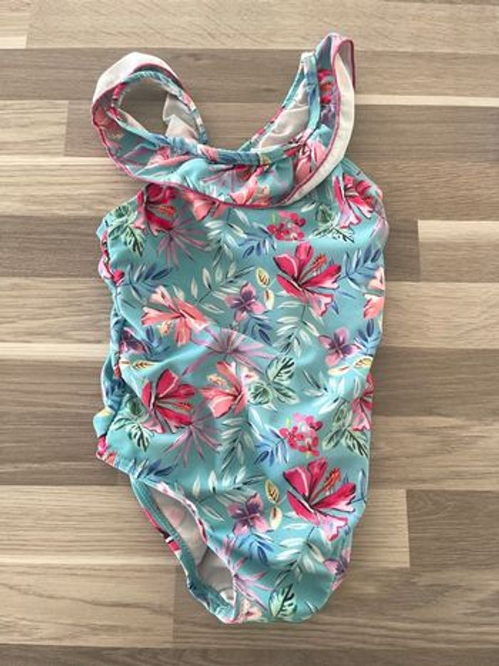 Lot fille 12 mois 33 pièces - photo numéro 2