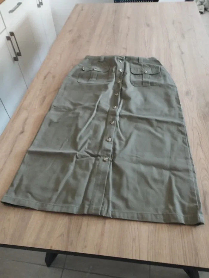 Jupe longue kaki taille 44