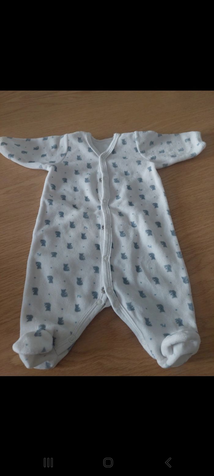 6 pyjamas naissance - photo numéro 4