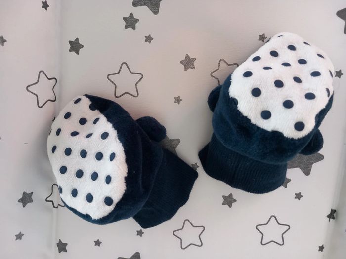 Ensemble + chausson Mickey - photo numéro 11