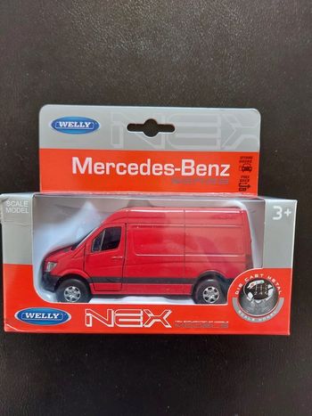 Mercedes-Benz  - sprinter  panel van - rouge