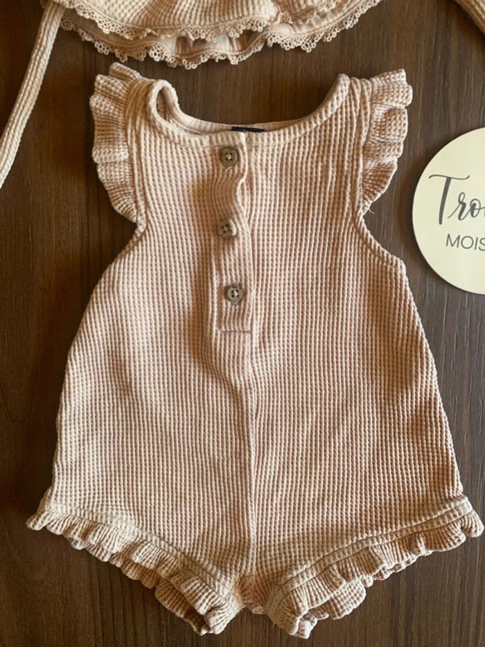 Ensemble combinaison short et bob fille Kiabi 3 mois - photo numéro 2