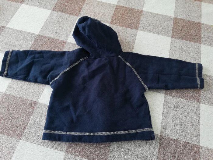 Gilet 12 mois zippé à capuche marine - photo numéro 3