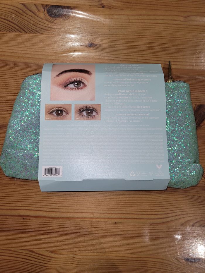 Trousse avec maquillage Tarte - photo numéro 2