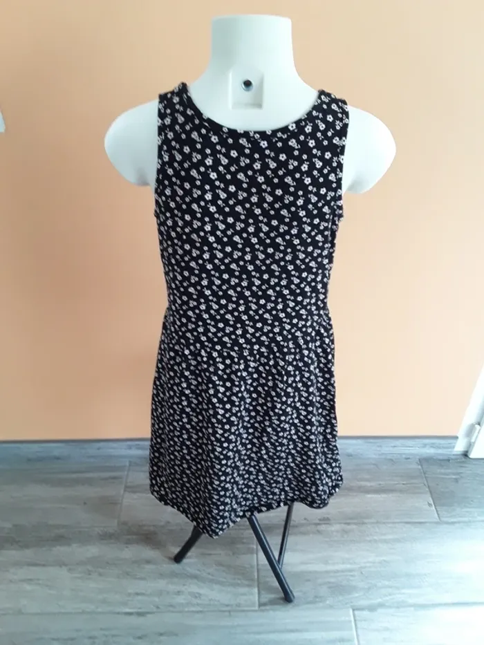 Robe 12 ans (152 cm) - photo numéro 2