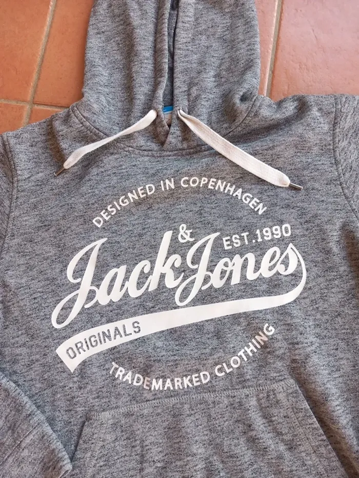 Superbe sweat Jack&Jones - photo numéro 2