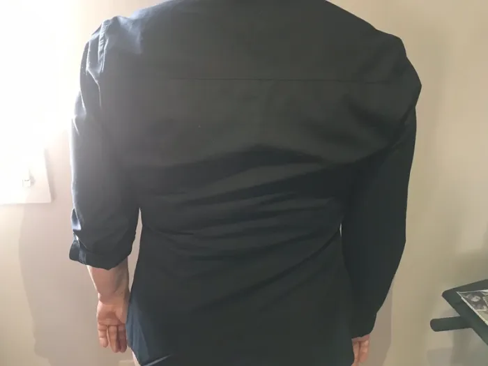 Chemise noire taille 42 - photo numéro 2