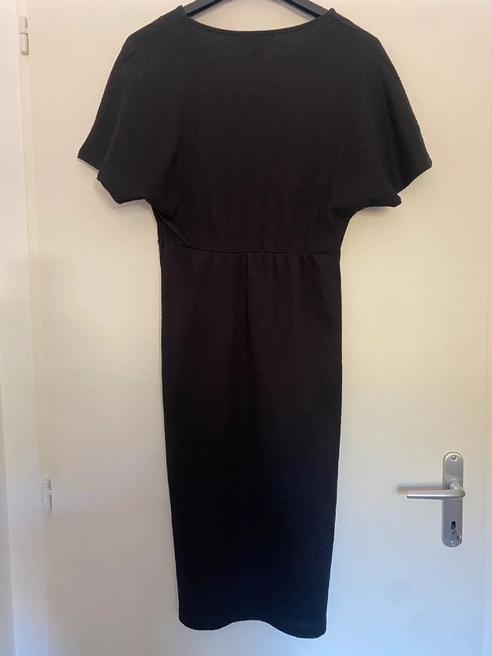 Robe longue noire - photo numéro 3