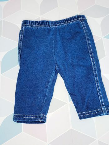 D3914 - pantalon fille 3 mois