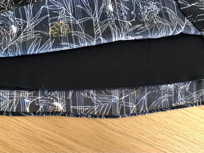 Haut voile noir Grain de Malice 42 - photo numéro 3