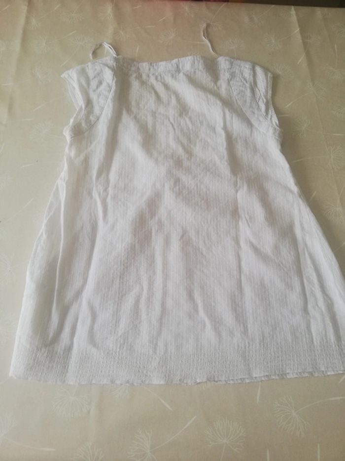 Haut blanc avec beabs sur décolleté taille 36 - photo numéro 4