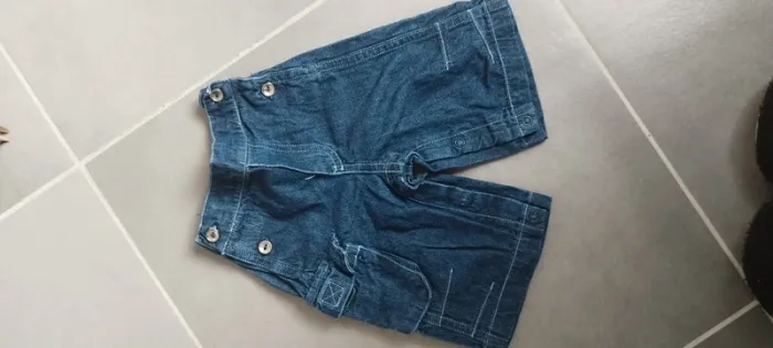 Jean style baggy 3mois